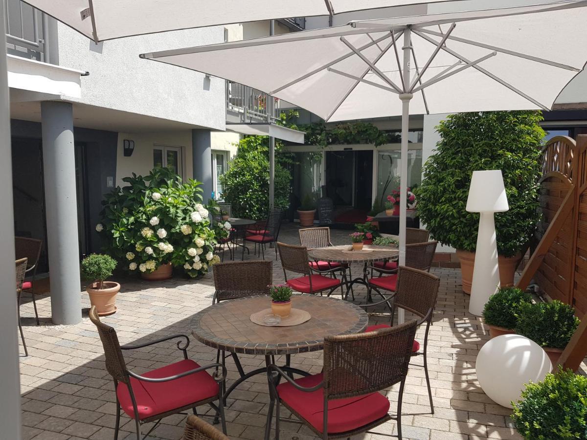 Hotel-Restaurant Pfaelzer Hof อีเดินโคเบิน ภายนอก รูปภาพ