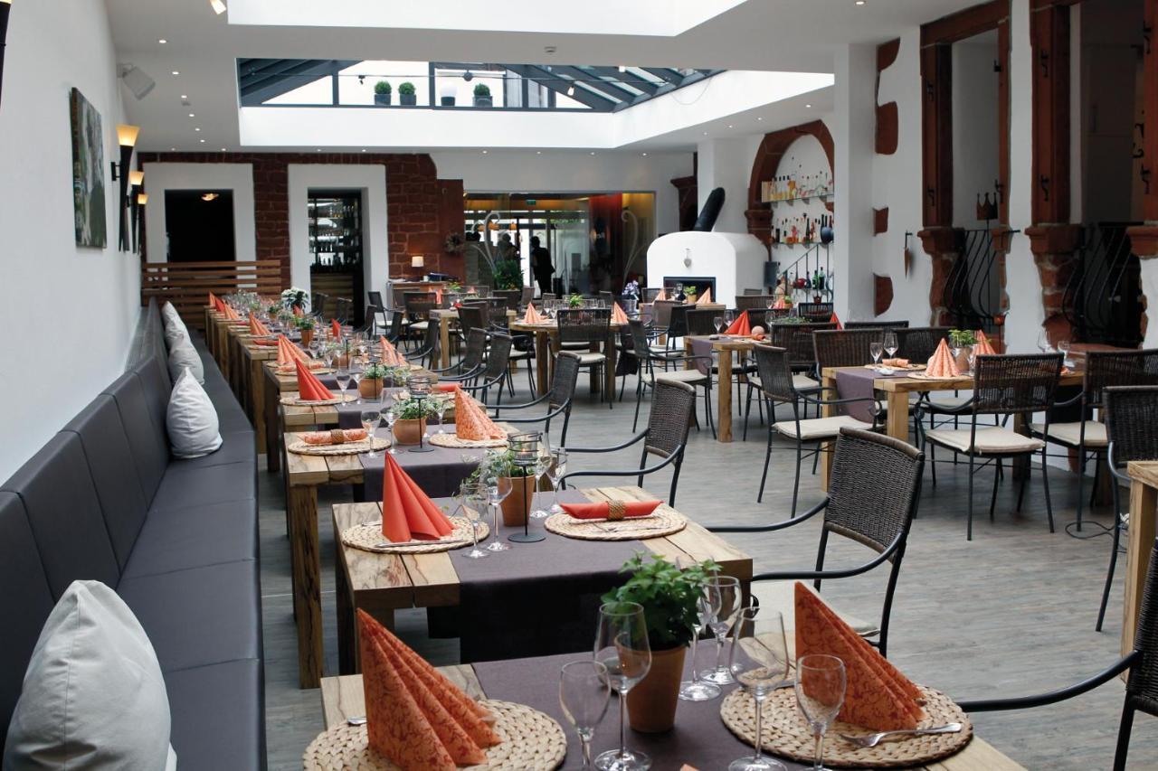 Hotel-Restaurant Pfaelzer Hof อีเดินโคเบิน ภายนอก รูปภาพ