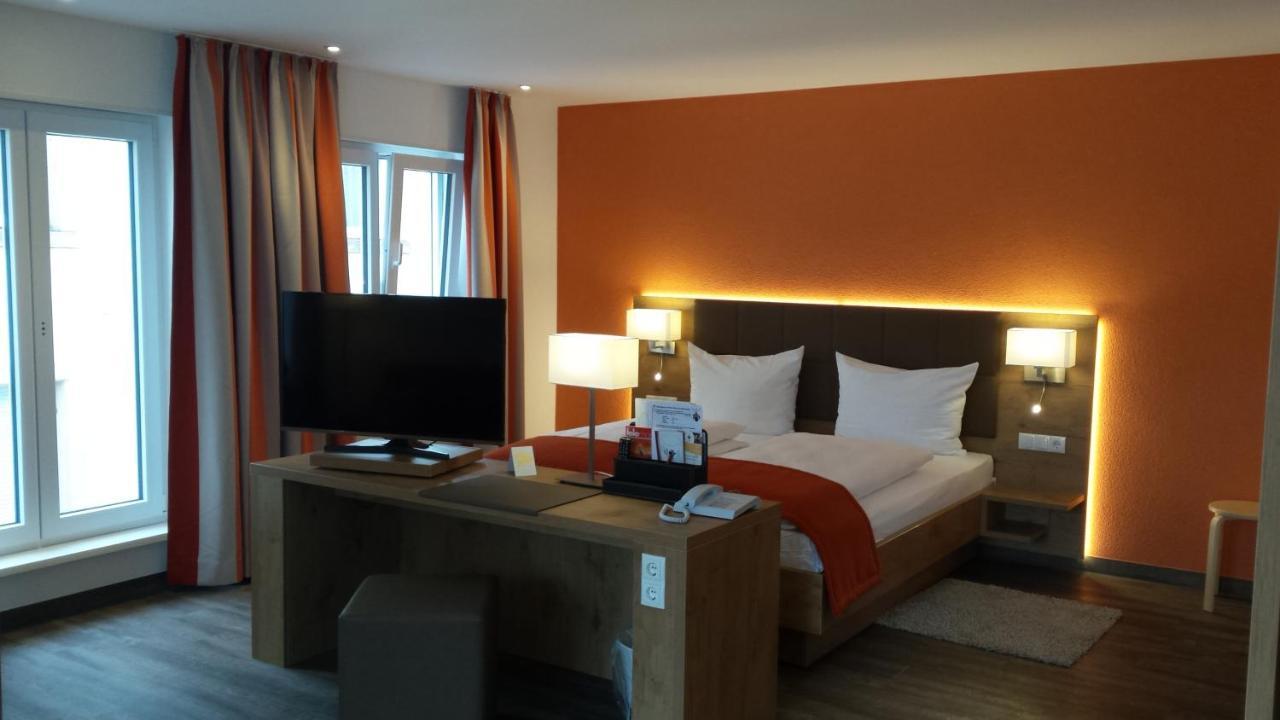 Hotel-Restaurant Pfaelzer Hof อีเดินโคเบิน ภายนอก รูปภาพ