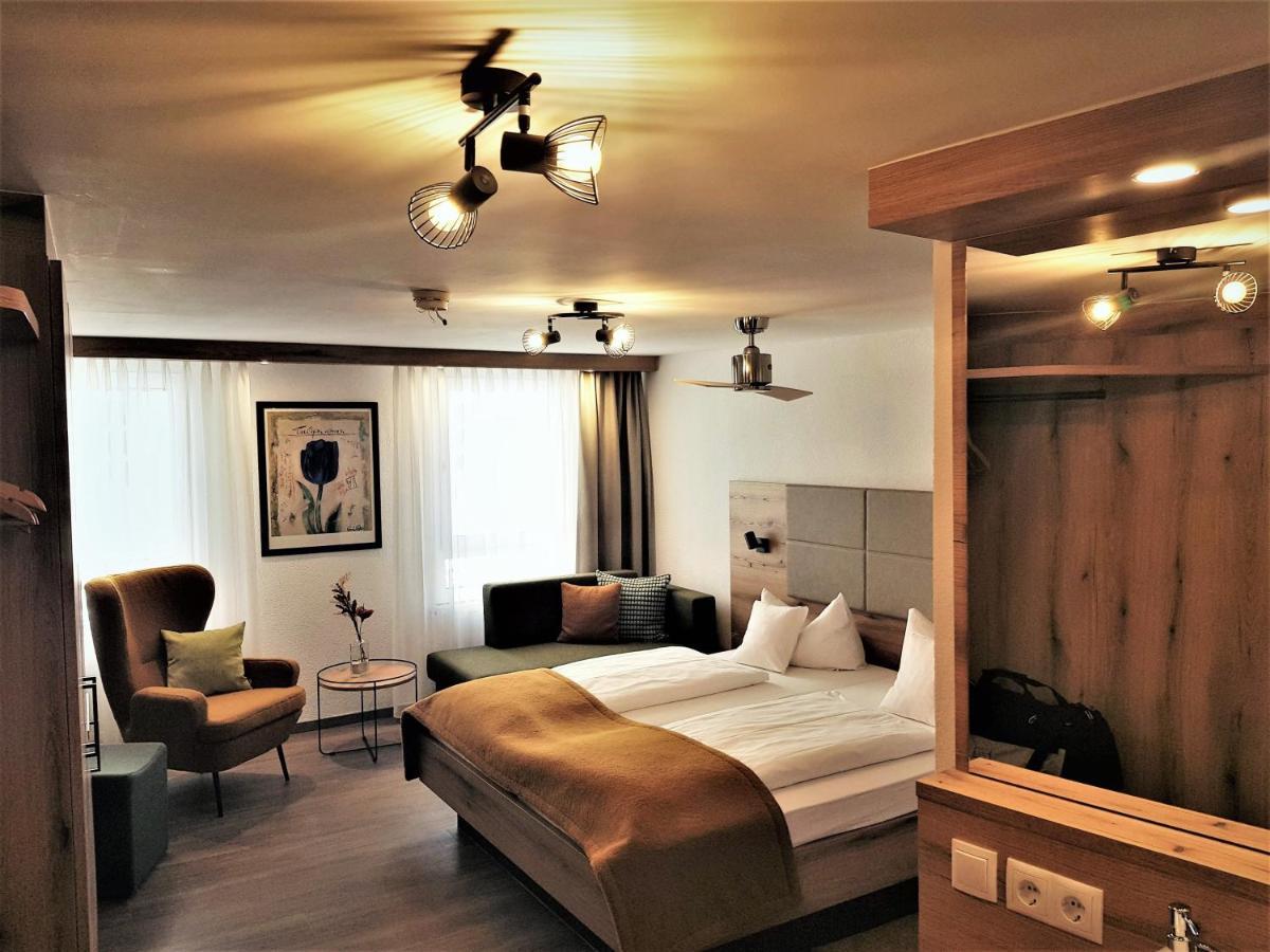 Hotel-Restaurant Pfaelzer Hof อีเดินโคเบิน ภายนอก รูปภาพ