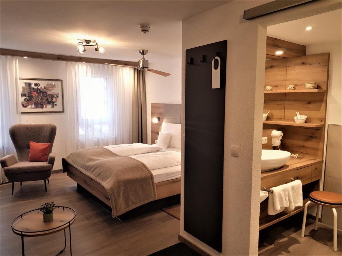 Hotel-Restaurant Pfaelzer Hof อีเดินโคเบิน ภายนอก รูปภาพ