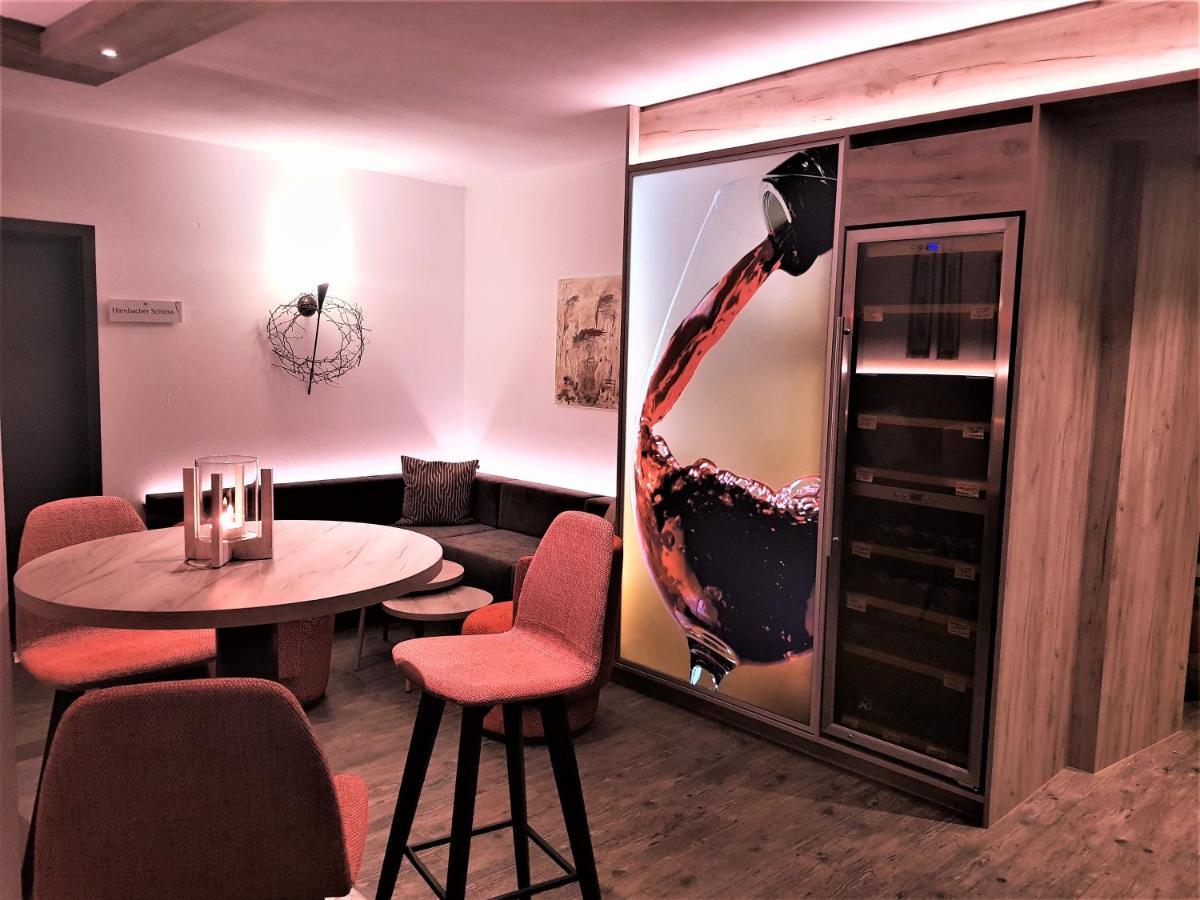Hotel-Restaurant Pfaelzer Hof อีเดินโคเบิน ภายนอก รูปภาพ
