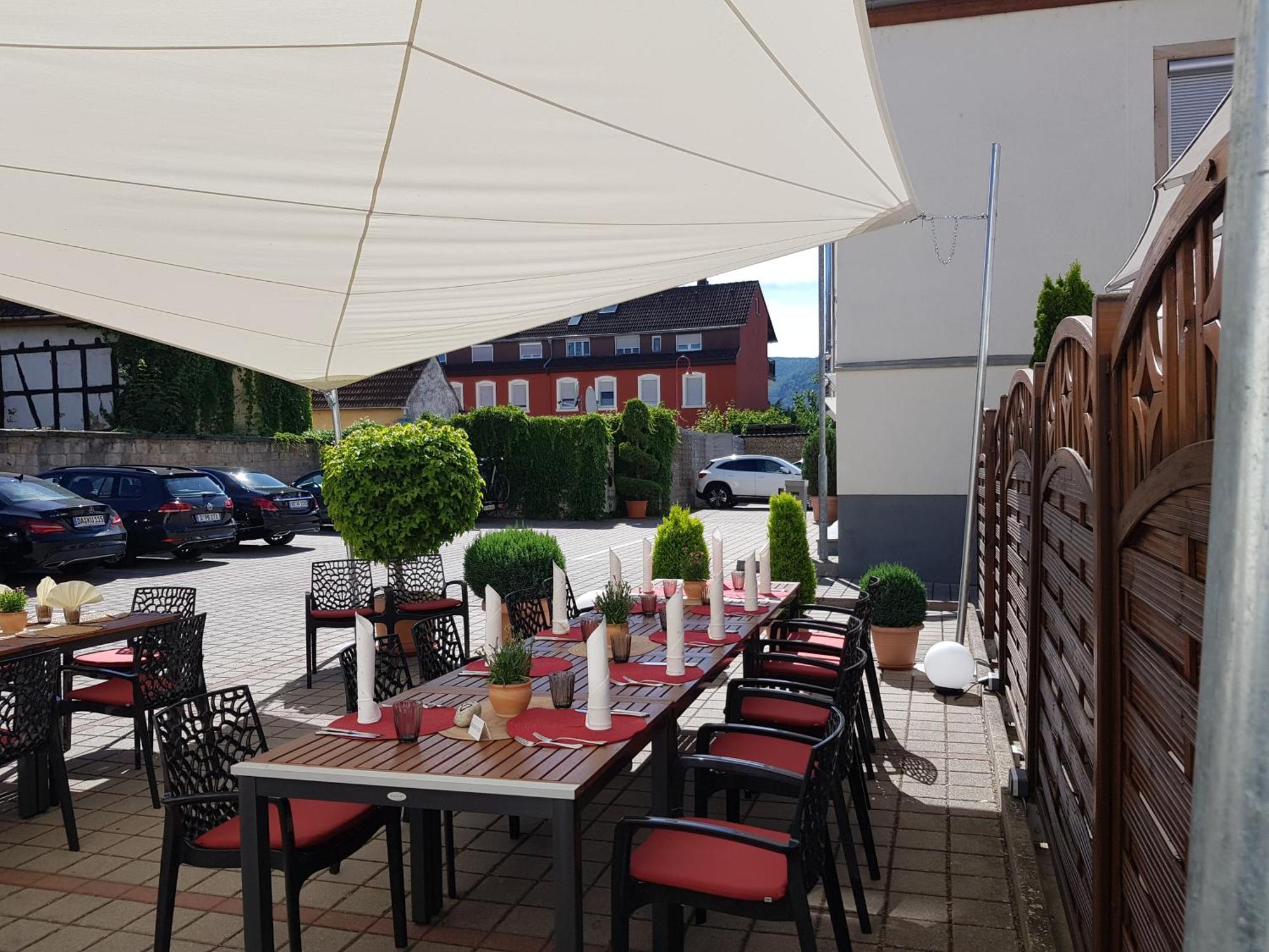 Hotel-Restaurant Pfaelzer Hof อีเดินโคเบิน ภายนอก รูปภาพ