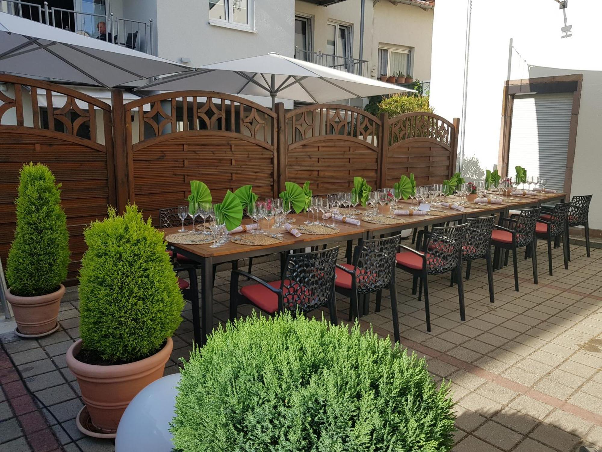 Hotel-Restaurant Pfaelzer Hof อีเดินโคเบิน ภายนอก รูปภาพ