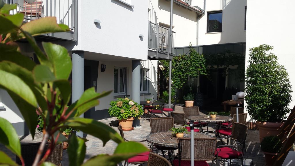 Hotel-Restaurant Pfaelzer Hof อีเดินโคเบิน ภายนอก รูปภาพ