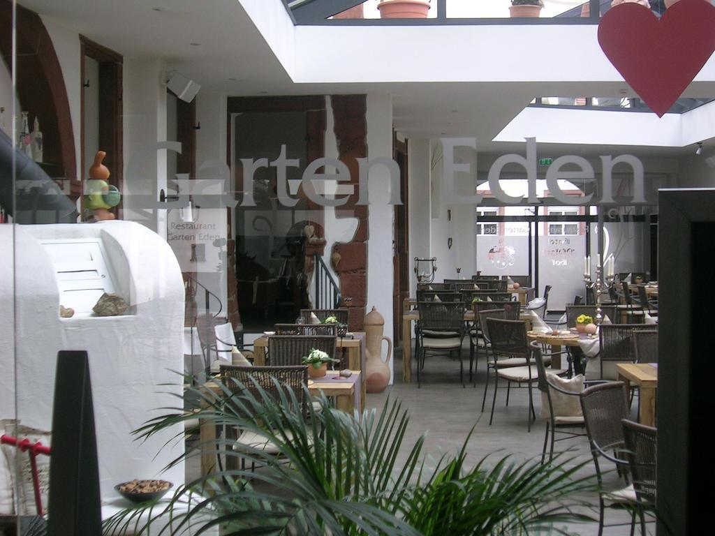 Hotel-Restaurant Pfaelzer Hof อีเดินโคเบิน ภายนอก รูปภาพ